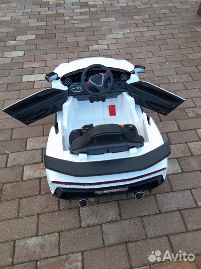 Электромобиль