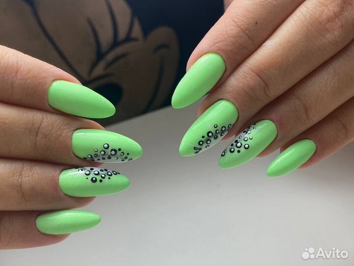 Маникюр педикюр Братиславская