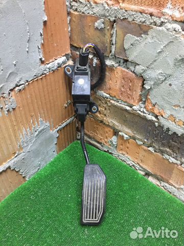 Педаль газа Toyota Auria E150 Corolla E150 RHD