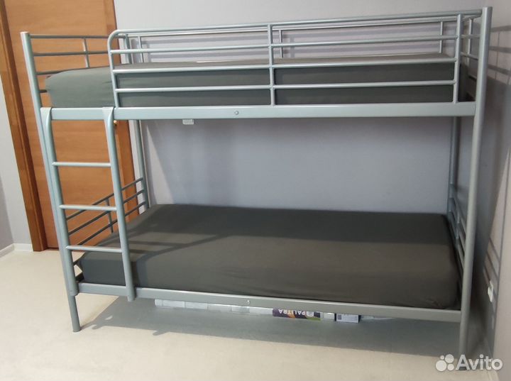 Детская двухъярусная кровать IKEA