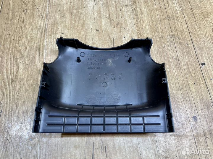 Кожух рулевой колонки верхний Mitsubishi Lancer 10