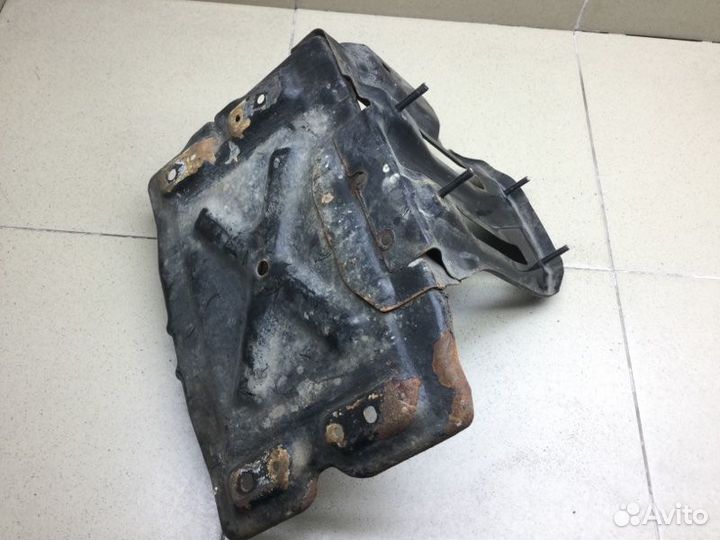 Крепление акб (корпус/подставка) Suzuki Sx4 седан