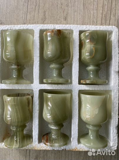 Рюмки из оникса новые