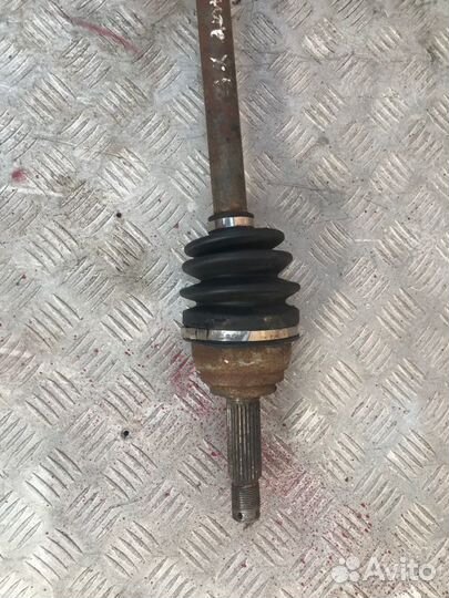 Привод передний правый Hyundai Elantra XD G4ED