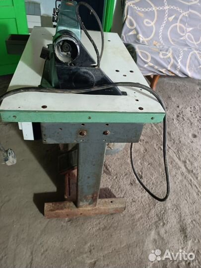 Промышленная швейная машина