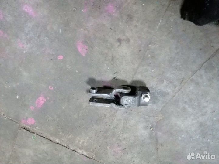 Кардан рулевой Opel Corsa D