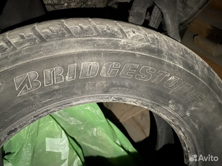 Bridgestone Dueler A/T 225/65 R17 100W