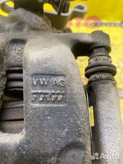 Суппорт задний левый Volkswagen Jetta 1K2 BSE 2007