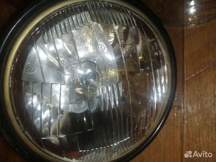 Фара на Урал, анкадор