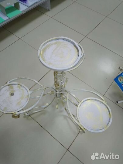 Кованная цветочница