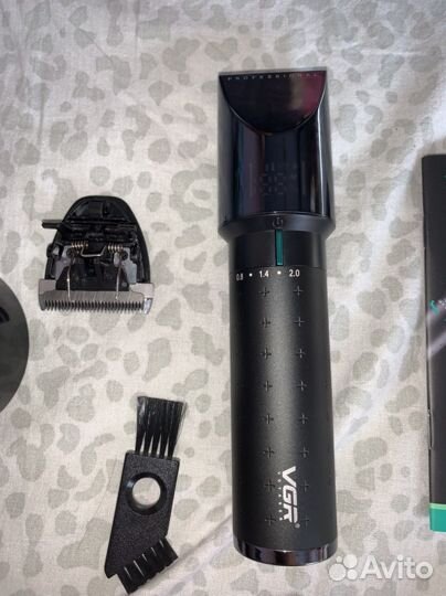 Машинка для стрижки волос профессиональная