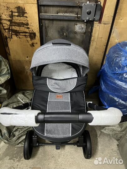 Коляска детская новая