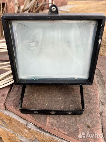 Прожектор галогеновый 500 W