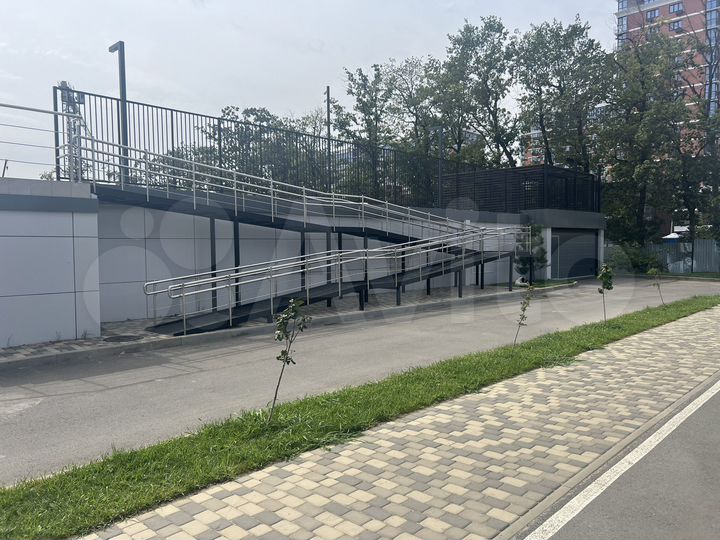 Машиноместо, 13 м²