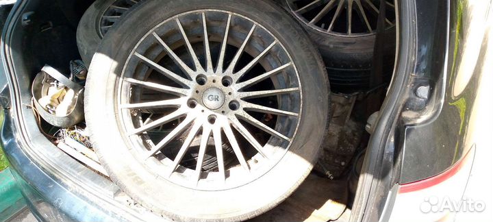 Yokohama 104ZR 225/50 R17 98B