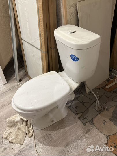 Унитаз с бачком бу