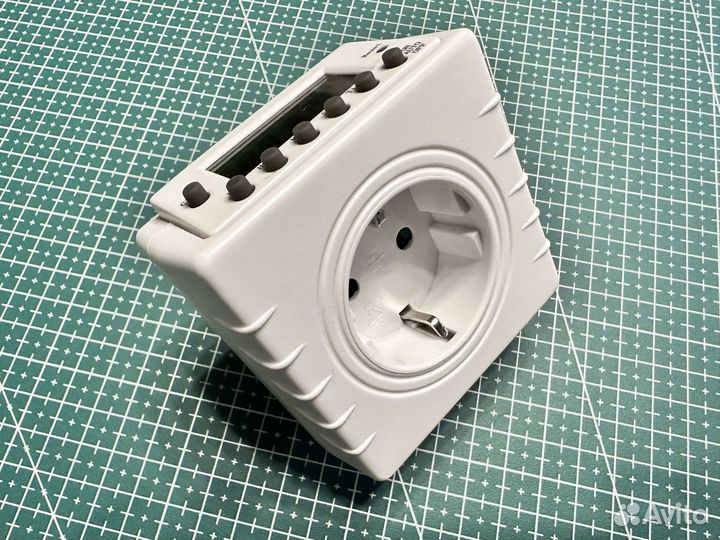 Цифровой розеточный таймер Camelion BND-50/SG3