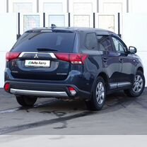 Mitsubishi Outlander 2.0 CVT, 2018, 214 433 км, с пробегом, цена 1 380 000 руб.