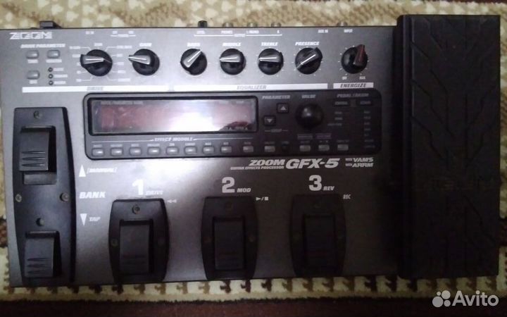 Zoom GFX-5 процессор для электрогитары