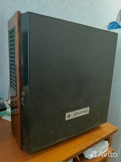 Катушечный магнитофон Юпитер 203 стерео