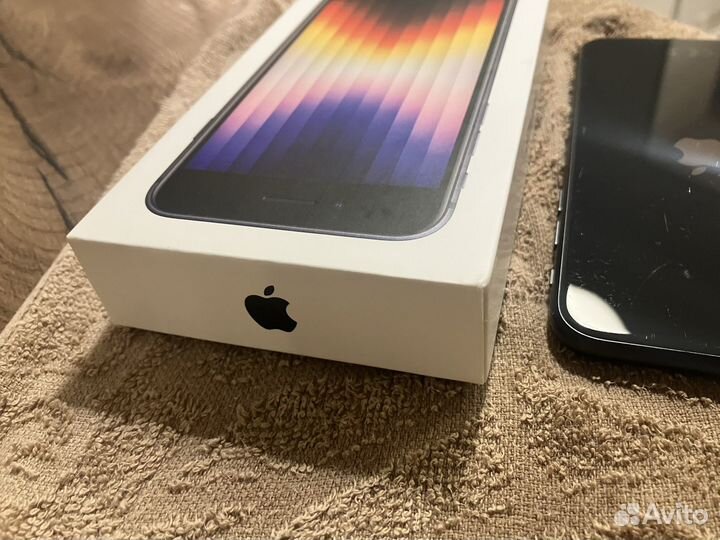 iPhone SE (2020), 64 ГБ