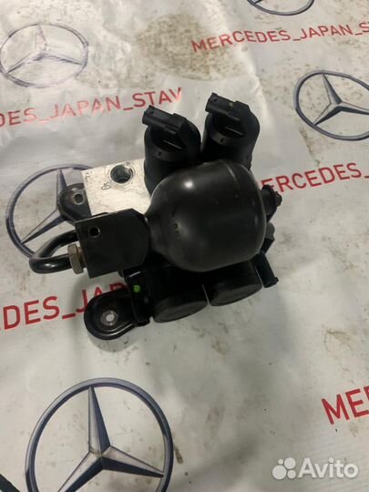 Блок клапанов ABC w220