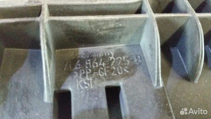 Крепление запасного колеса Volkswagen Touareg 7L