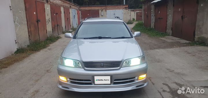 Toyota Mark II Wagon Qualis 2.2 AT, 1997, 400 000 км