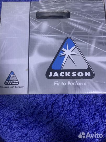 Фигурные коньки Jackson freestyle
