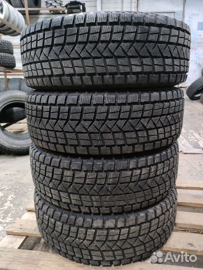 Firemax FM808 215/65 R16 98T