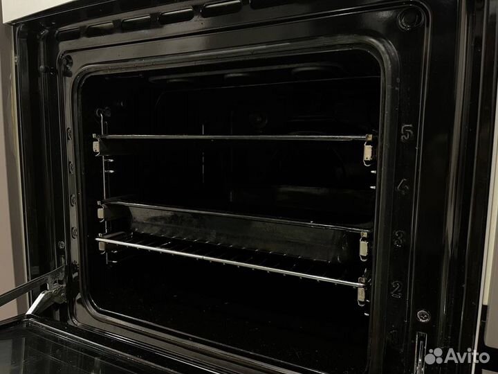 Встраимаевый духовой шкаф Gorenje B 2000 P2