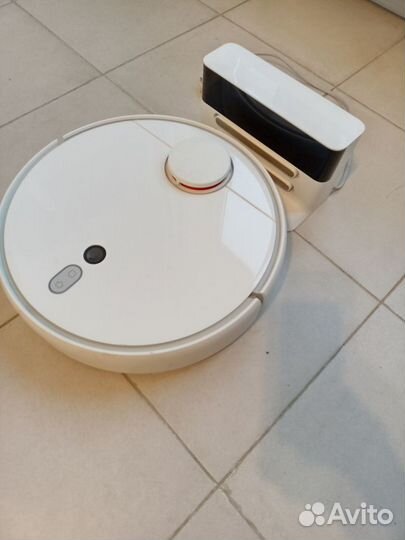 Робот пылесос Xiaomi Mi Robot Vacuum Cleaner 1S
