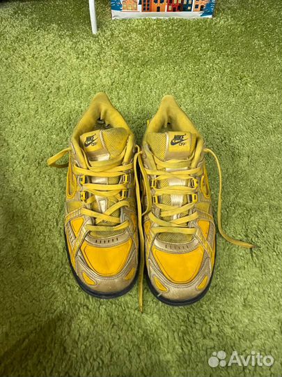 Nike dunk off white rubber yellow