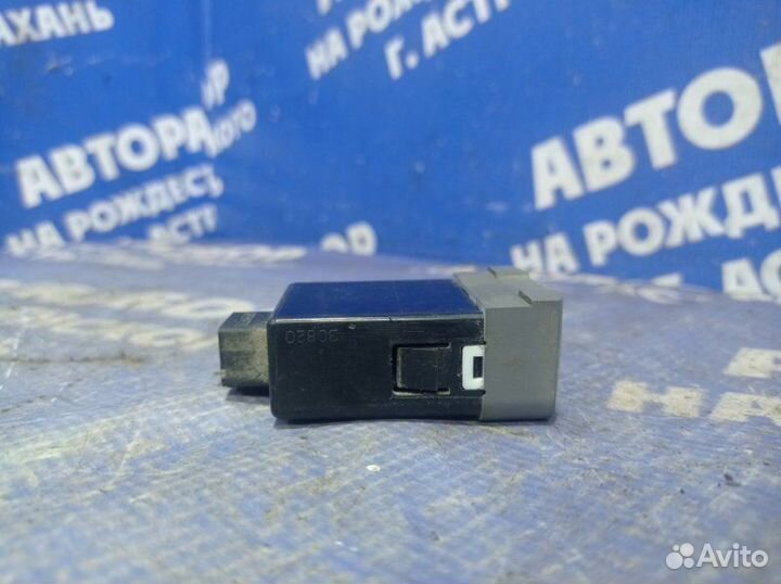 Кнопка корректора фар Kia Cerato 1 седан G4FC 2006