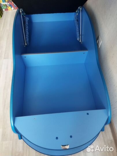 Детская кровать машина с матрасом