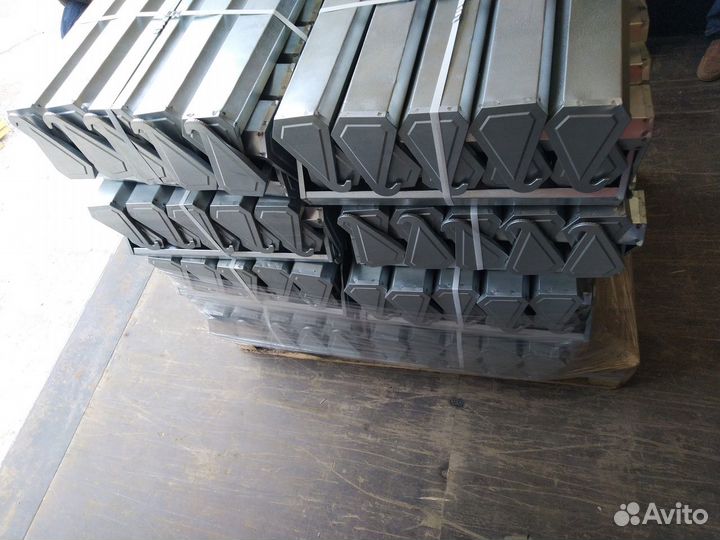 Кормушка навесная оцинкованная 80 см