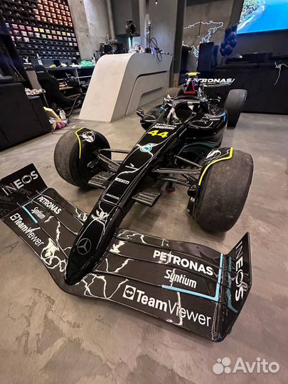 Болид формула 1 макет