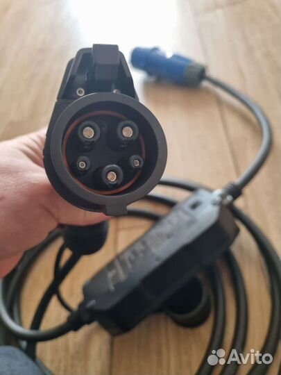 Зарядка для электромобиля