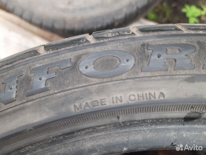 Kinforest KF550-UHP 255/35 R18