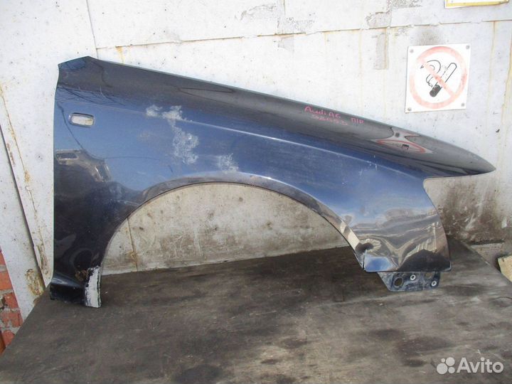 Крыло переднее правое Audi A6 (C6)