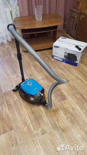 Пылесос Samsung vcdc20DV новый