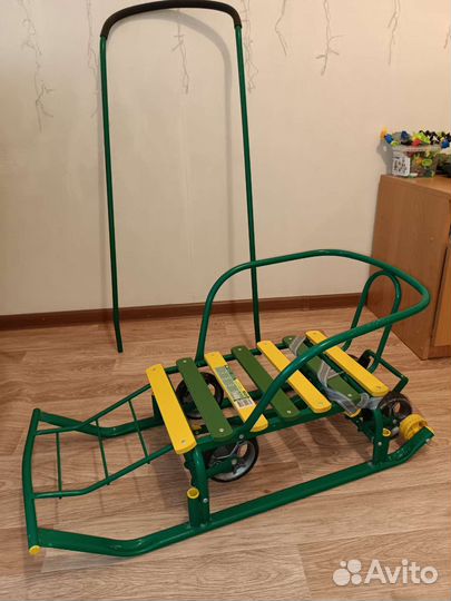 Детские санки с колесами