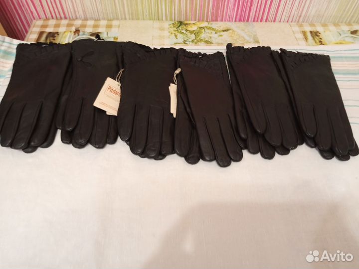 Перчатки женские кожаные новые