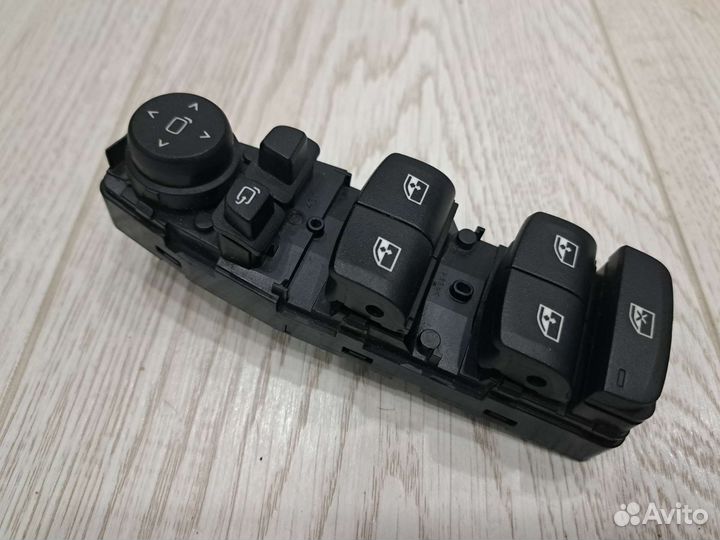 Блок управления стеклоподъёмника BMW G20 G30