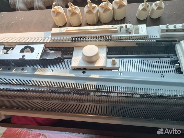 Вязальная машина silver reed 280