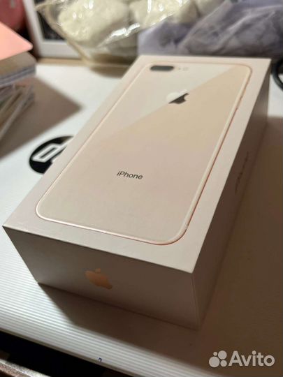 Телефон iPhone 8 plus