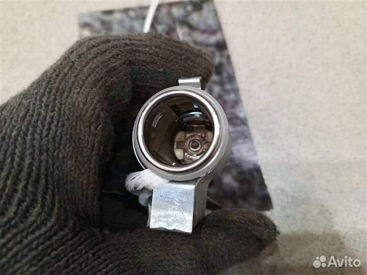 Гнездо прикуривателя Mitsubishi Pajero iO 1998-20