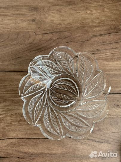 Хрустальная ваза