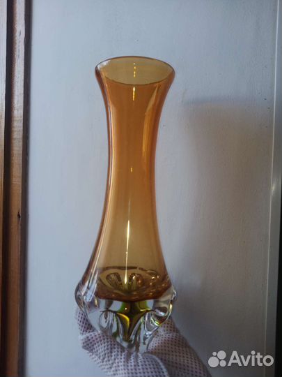 Вазы гутное стекло,латунь