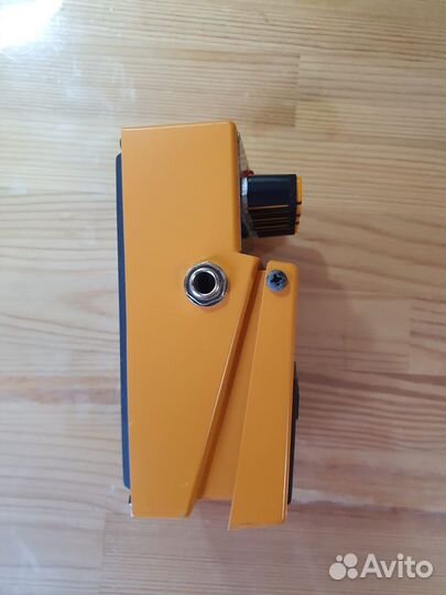 Эффект гитарный педаль boss Turbo Distortion DS-2